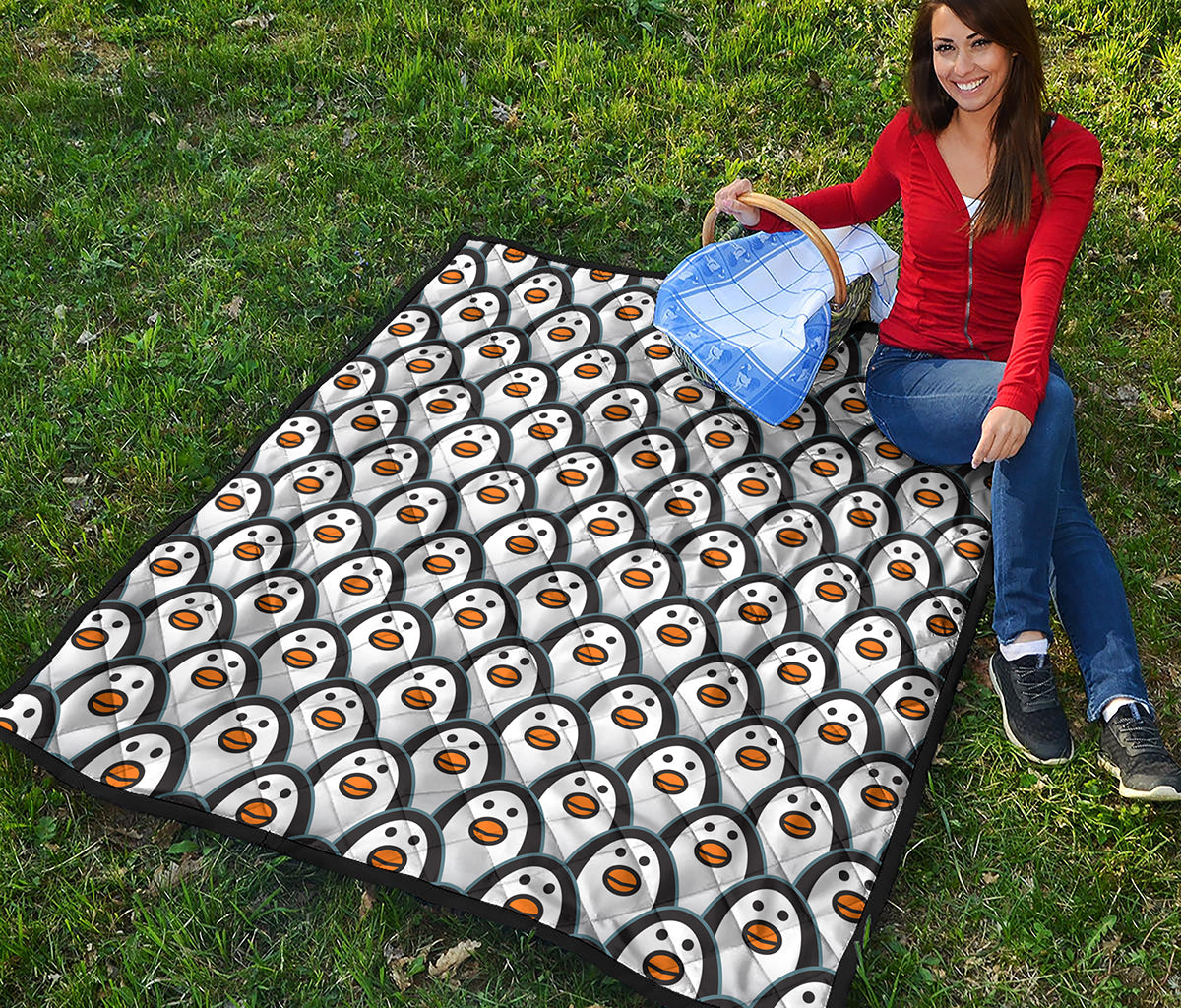 Cute Penguin Face Pattern Print Quilt