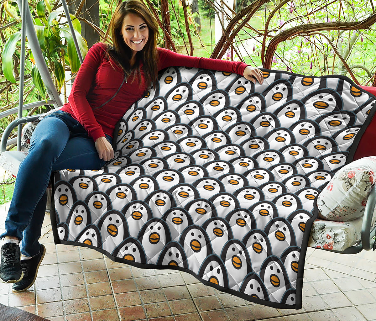 Cute Penguin Face Pattern Print Quilt