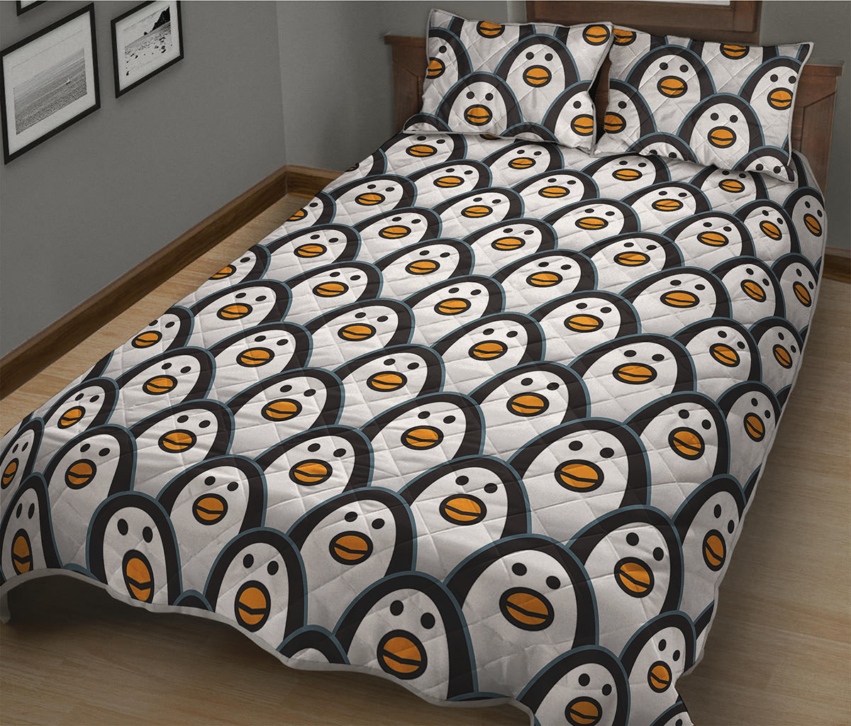 Cute Penguin Face Pattern Print Quilt Bed Set