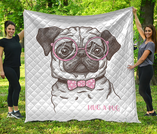 Cute Pug With Glasses Print Quilt
