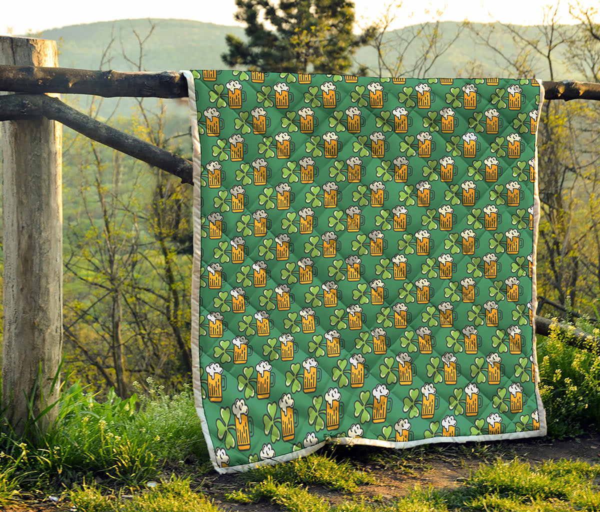 Cute Saint Patrick's Day Pattern Print Quilt