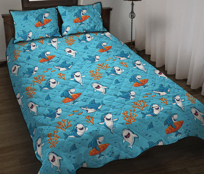 Cute Shark Pattern Print Quilt Bed Set