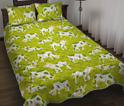 Cute Smiley Cow Pattern Print Quilt Bed Set