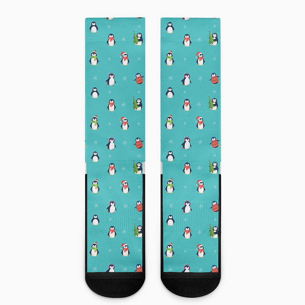 Cute Snowy Penguin Pattern Print Crew Socks