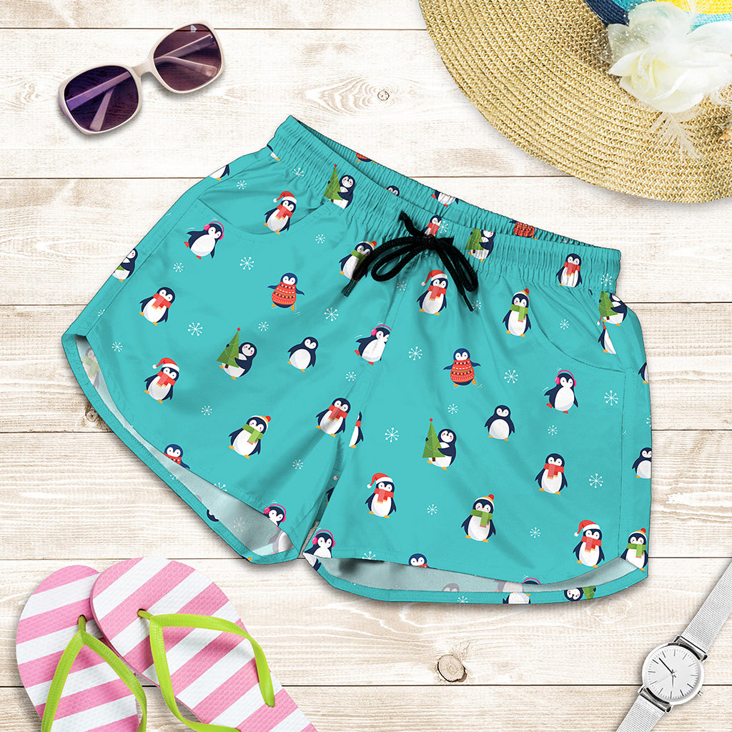 Cute Snowy Penguin Pattern Print Women's Shorts