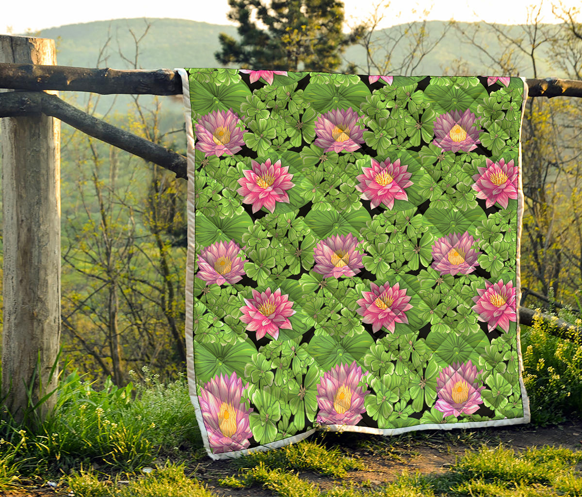 Cute Water Lily Pattern Print Quilt