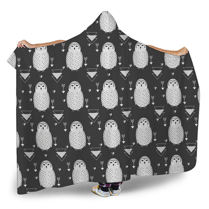 Cute White And Grey Owl Pattern Print Hooded Blanket