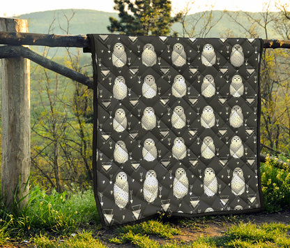 Cute White And Grey Owl Pattern Print Quilt