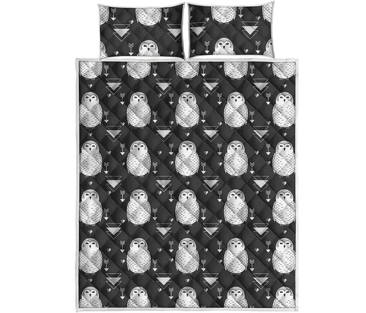Cute White And Grey Owl Pattern Print Quilt Bed Set
