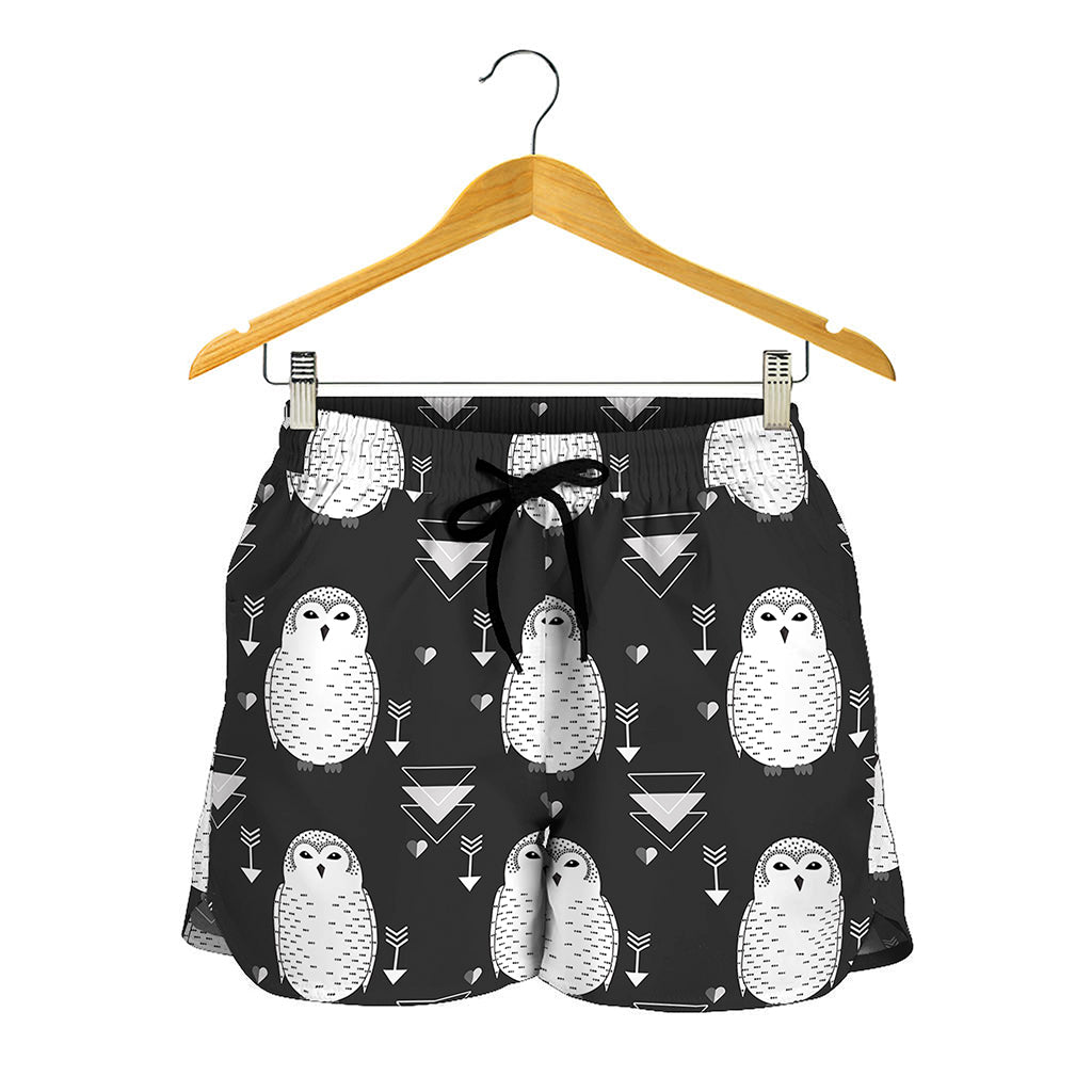 Cute White And Grey Owl Pattern Print Women's Shorts