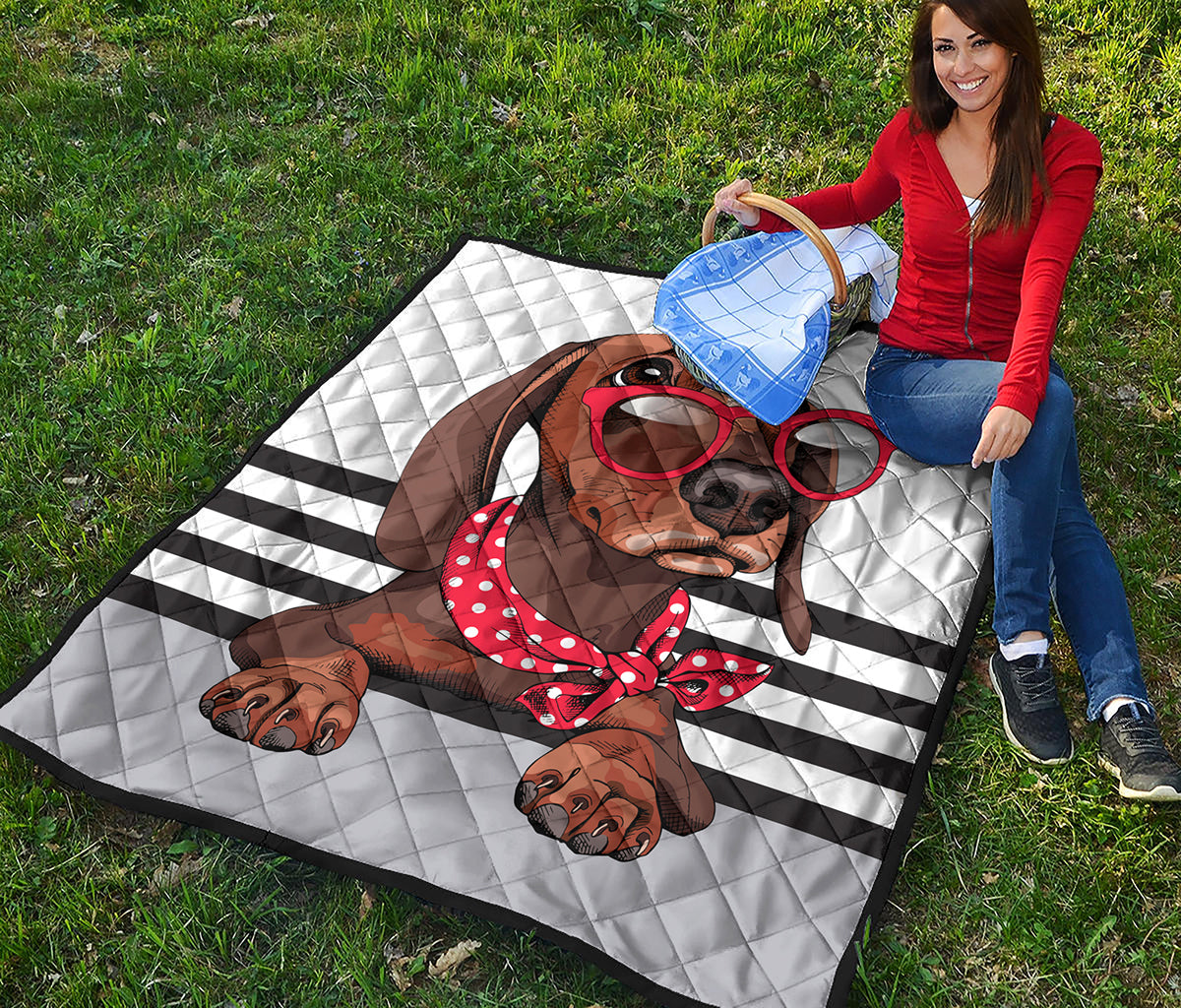 Dachshund With Red Sunglasses Print Quilt