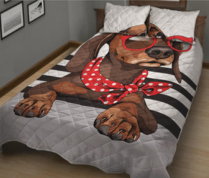 Dachshund With Red Sunglasses Print Quilt Bed Set