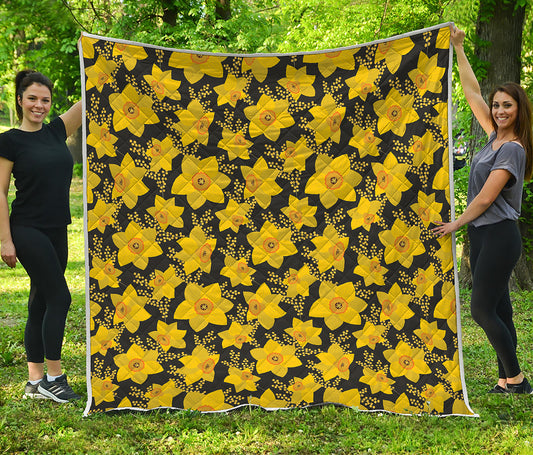 Daffodil And Mimosa Pattern Print Quilt