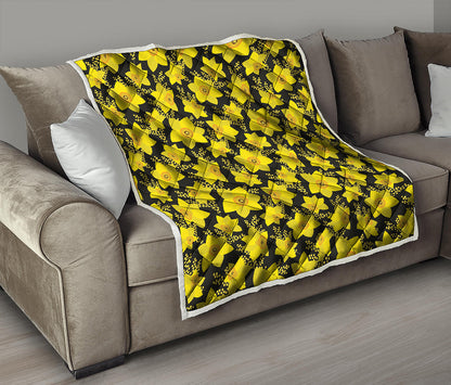 Daffodil And Mimosa Pattern Print Quilt