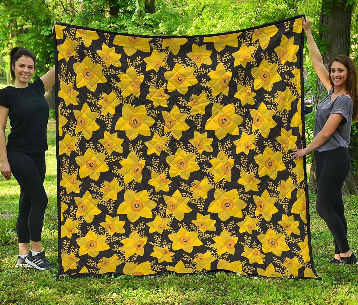Daffodil And Mimosa Pattern Print Quilt