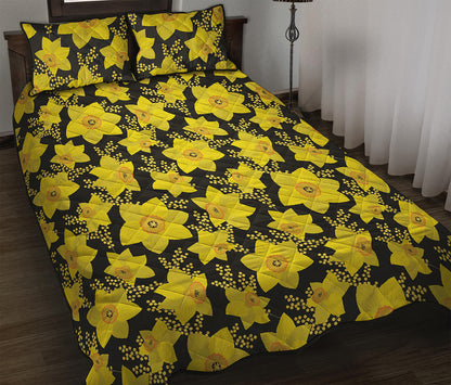 Daffodil And Mimosa Pattern Print Quilt Bed Set