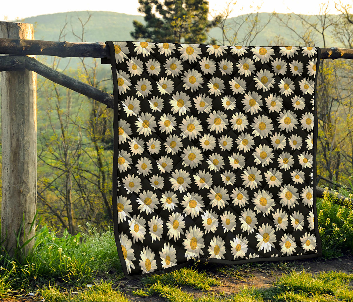 Daisy Flower Pattern Print Quilt