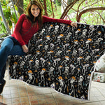 Dancing Skeleton Party Pattern Print Quilt