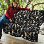 Dancing Skeleton Party Pattern Print Quilt