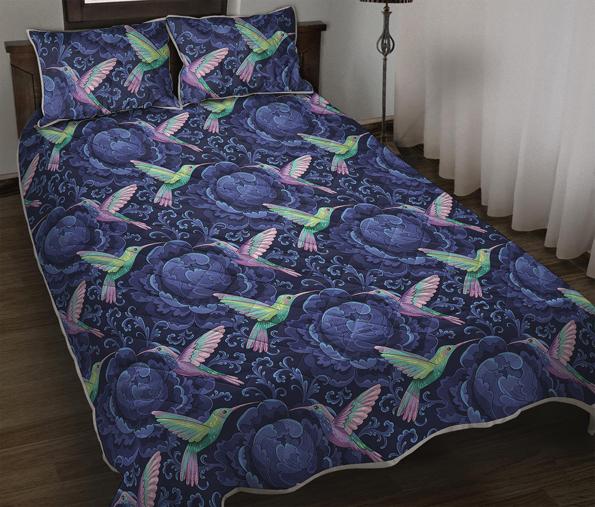 Dark Blue Floral Hummingbird Print Quilt Bed Set