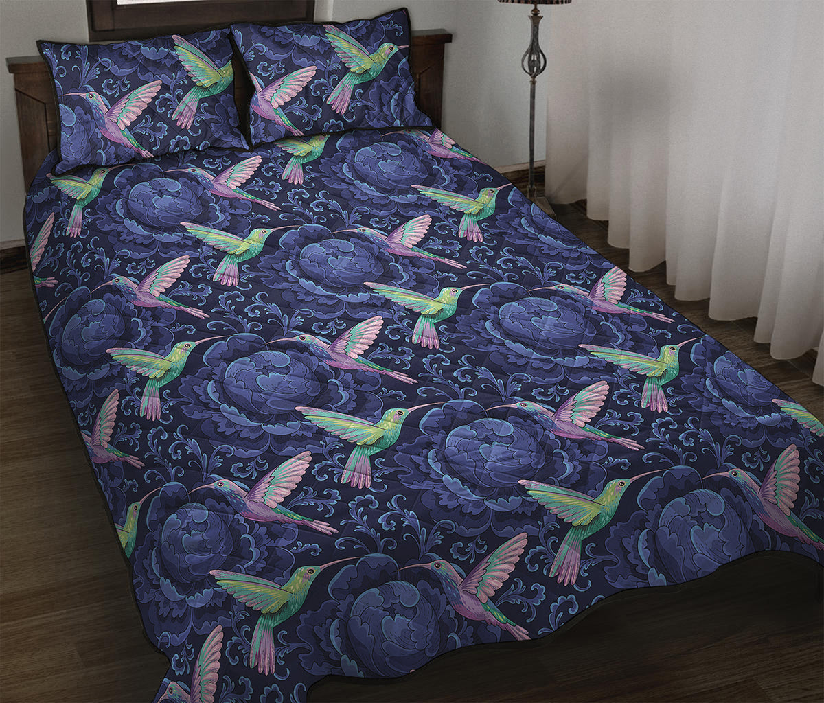 Dark Blue Floral Hummingbird Print Quilt Bed Set