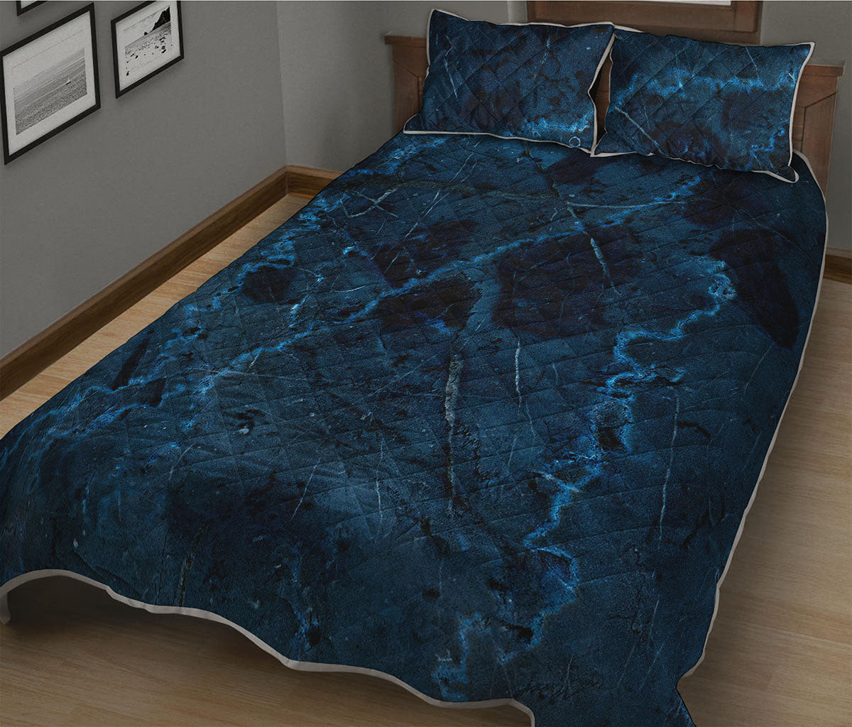 Dark Blue Marble Print Quilt Bed Set