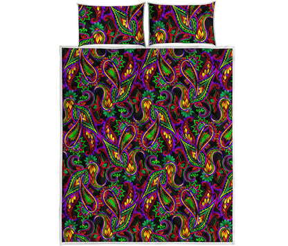 Dark Bohemian Paisley Pattern Print Quilt Bed Set