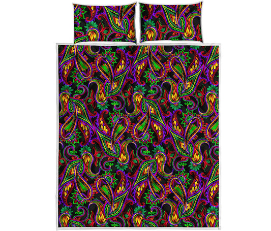 Dark Bohemian Paisley Pattern Print Quilt Bed Set