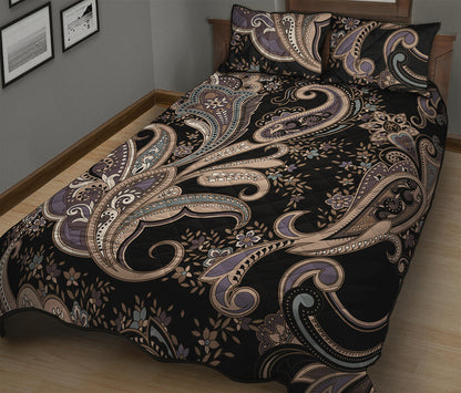 Dark Brown Paisley Pattern Print Quilt Bed Set