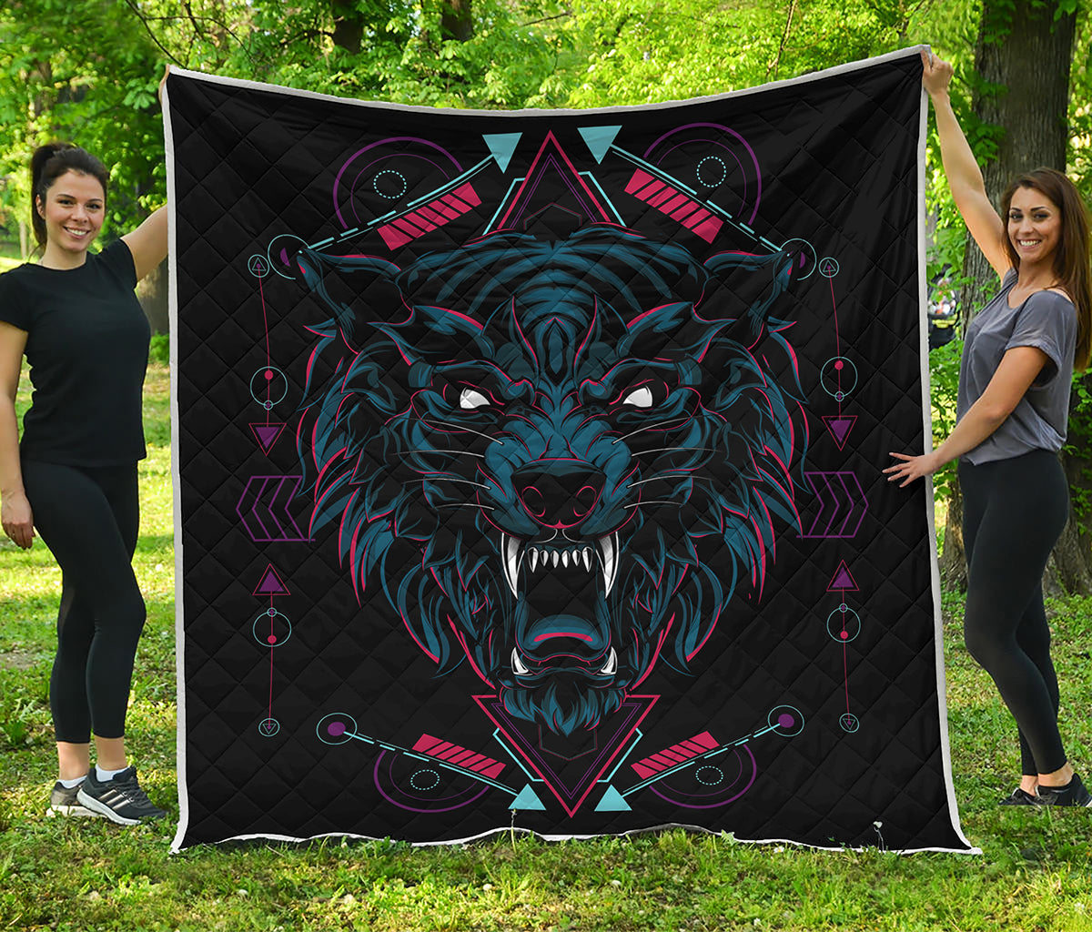 Dark Geometric Wolf Print Quilt