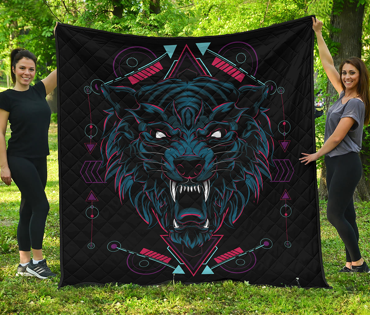 Dark Geometric Wolf Print Quilt