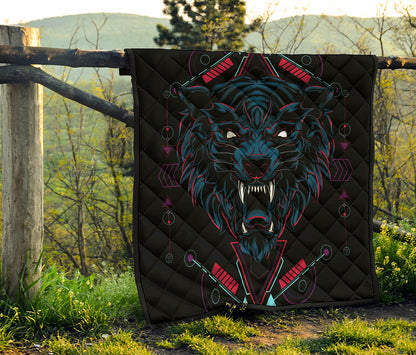 Dark Geometric Wolf Print Quilt