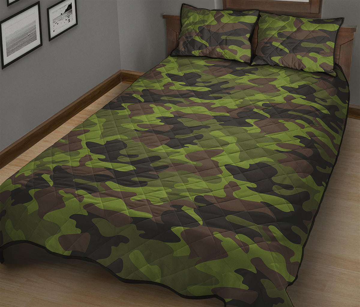 Dark Green And Black Camouflage Print Quilt Bed Set