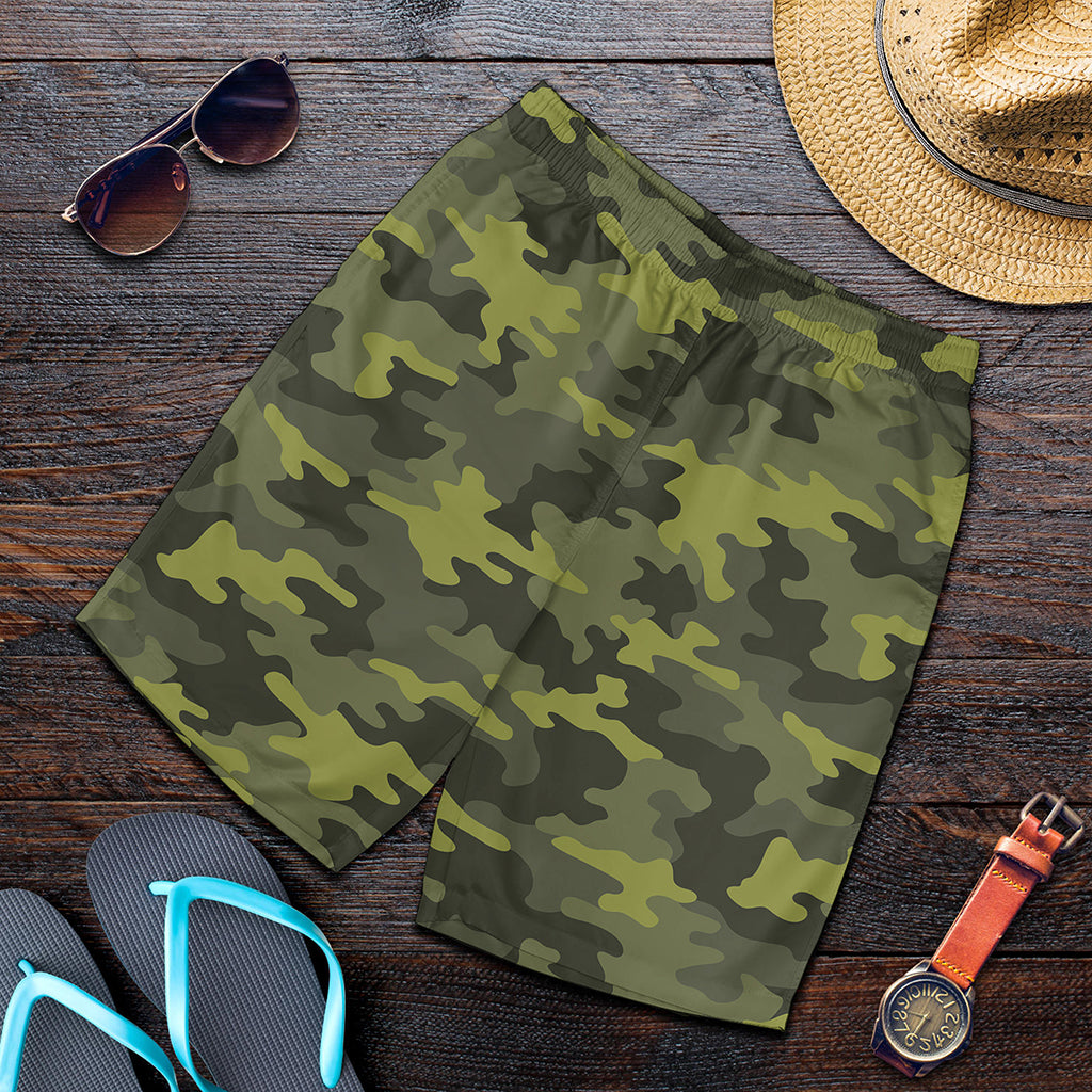 Dark Green Camouflage Print Men's Shorts