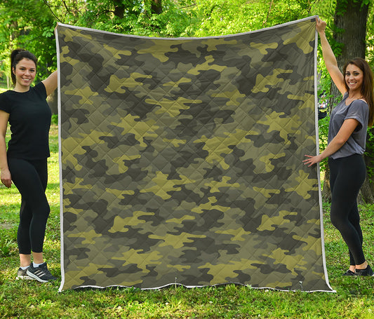 Dark Green Camouflage Print Quilt