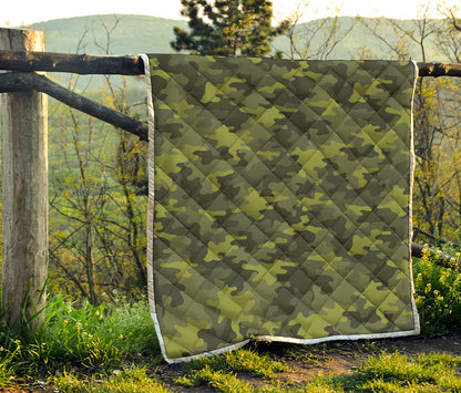 Dark Green Camouflage Print Quilt