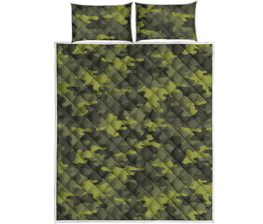 Dark Green Camouflage Print Quilt Bed Set