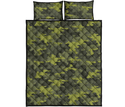Dark Green Camouflage Print Quilt Bed Set