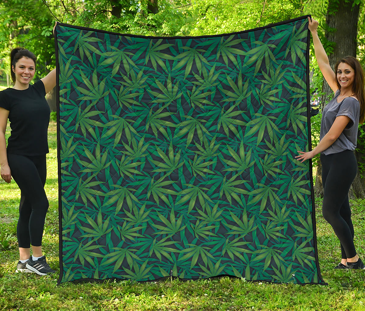 Dark Green Hemp Pattern Print Quilt