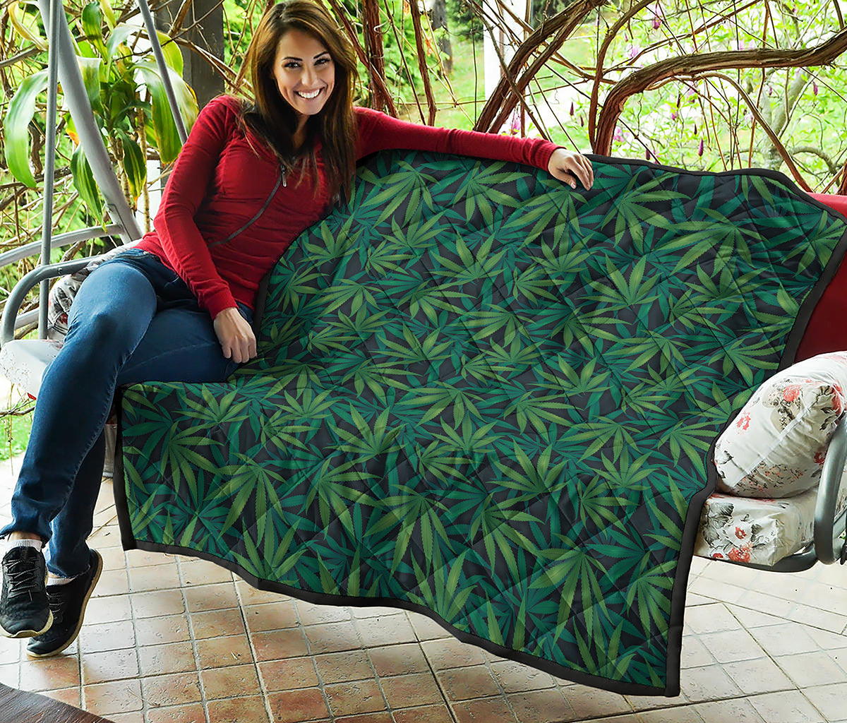 Dark Green Hemp Pattern Print Quilt