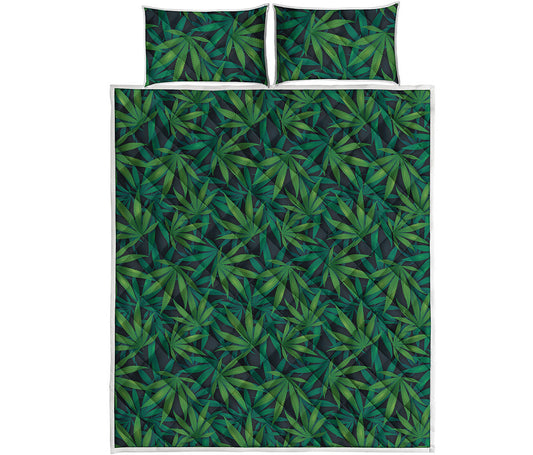 Dark Green Hemp Pattern Print Quilt Bed Set