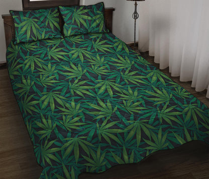 Dark Green Hemp Pattern Print Quilt Bed Set