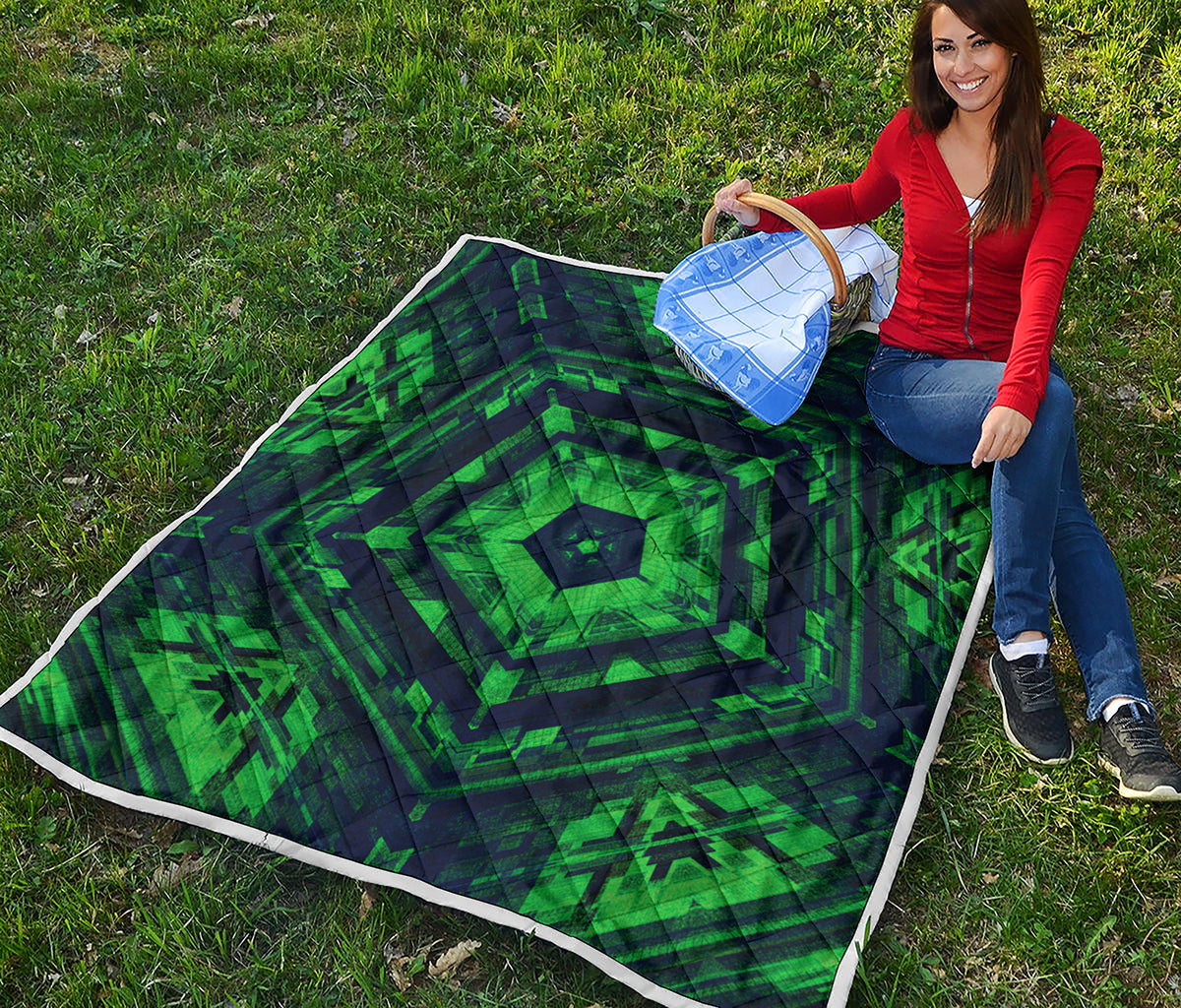 Dark Green Kaleidoscope Print Quilt