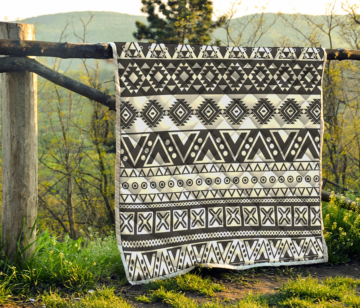 Dark Grey Aztec Pattern Print Quilt