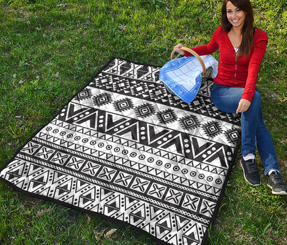 Dark Grey Aztec Pattern Print Quilt