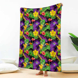 Dark Hawaiian Tropical Pattern Print Blanket