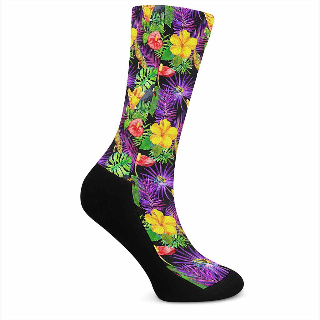 Dark Hawaiian Tropical Pattern Print Crew Socks