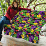 Dark Hawaiian Tropical Pattern Print Quilt