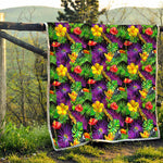 Dark Hawaiian Tropical Pattern Print Quilt