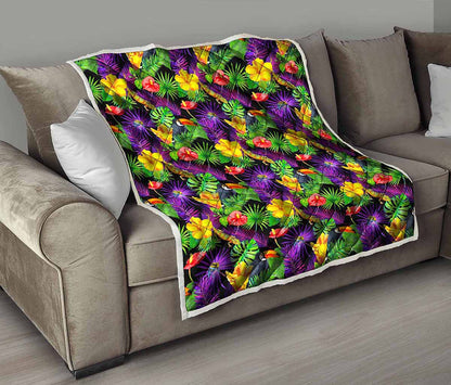 Dark Hawaiian Tropical Pattern Print Quilt